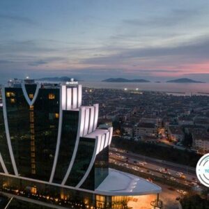 Elite World Grand Istanbul K???kyal? Hotel