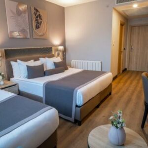 Mayi Hotel